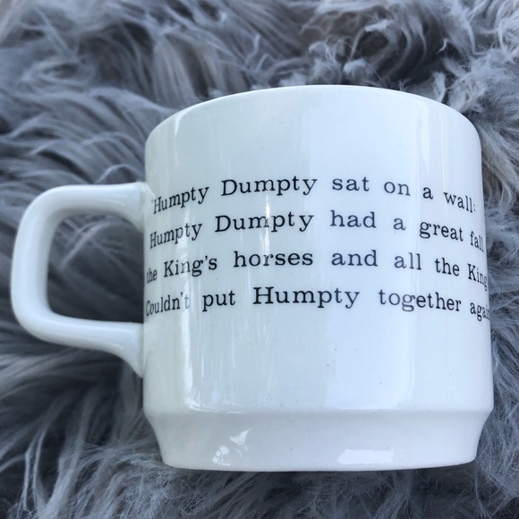 Ironstone Humpty Dumpty child’s mug - Picture 2 of 8